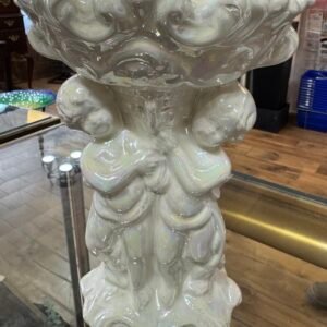 Cherub candle or soap dish