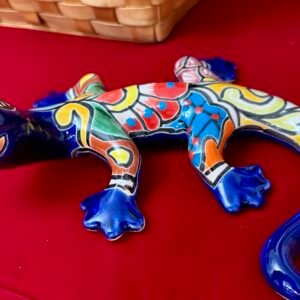 Mexican Talavera pottery wall lizard